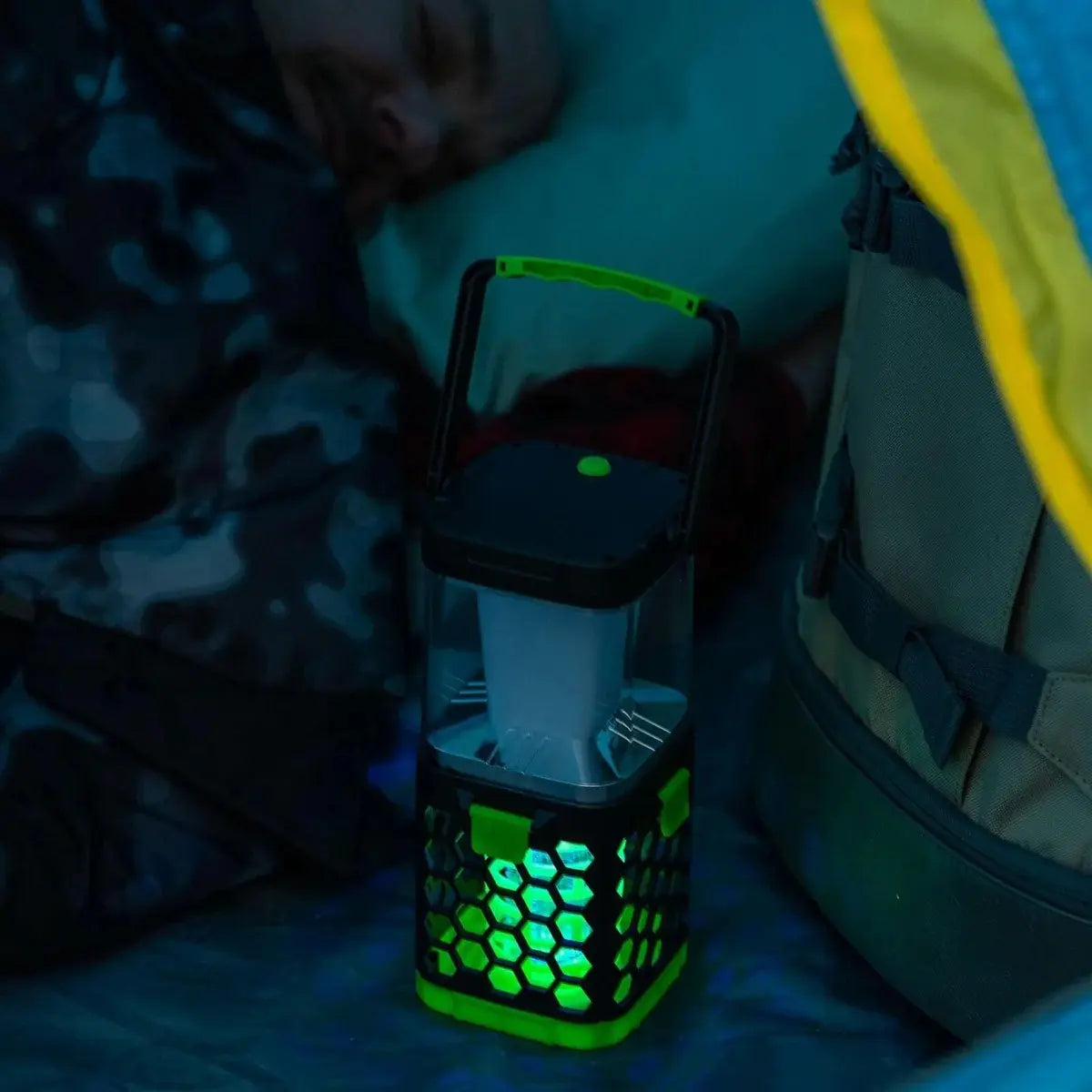 Lámpara Mata Insectos Recargable USB con Zapper - LitezAll