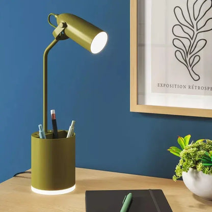 Lámpara De Escritorio Led Con Usb   Room Essentials