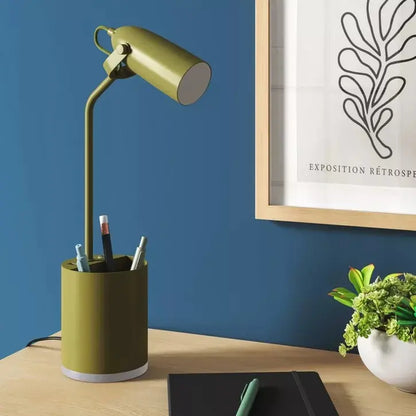 Lámpara De Escritorio Led Con Usb   Room Essentials